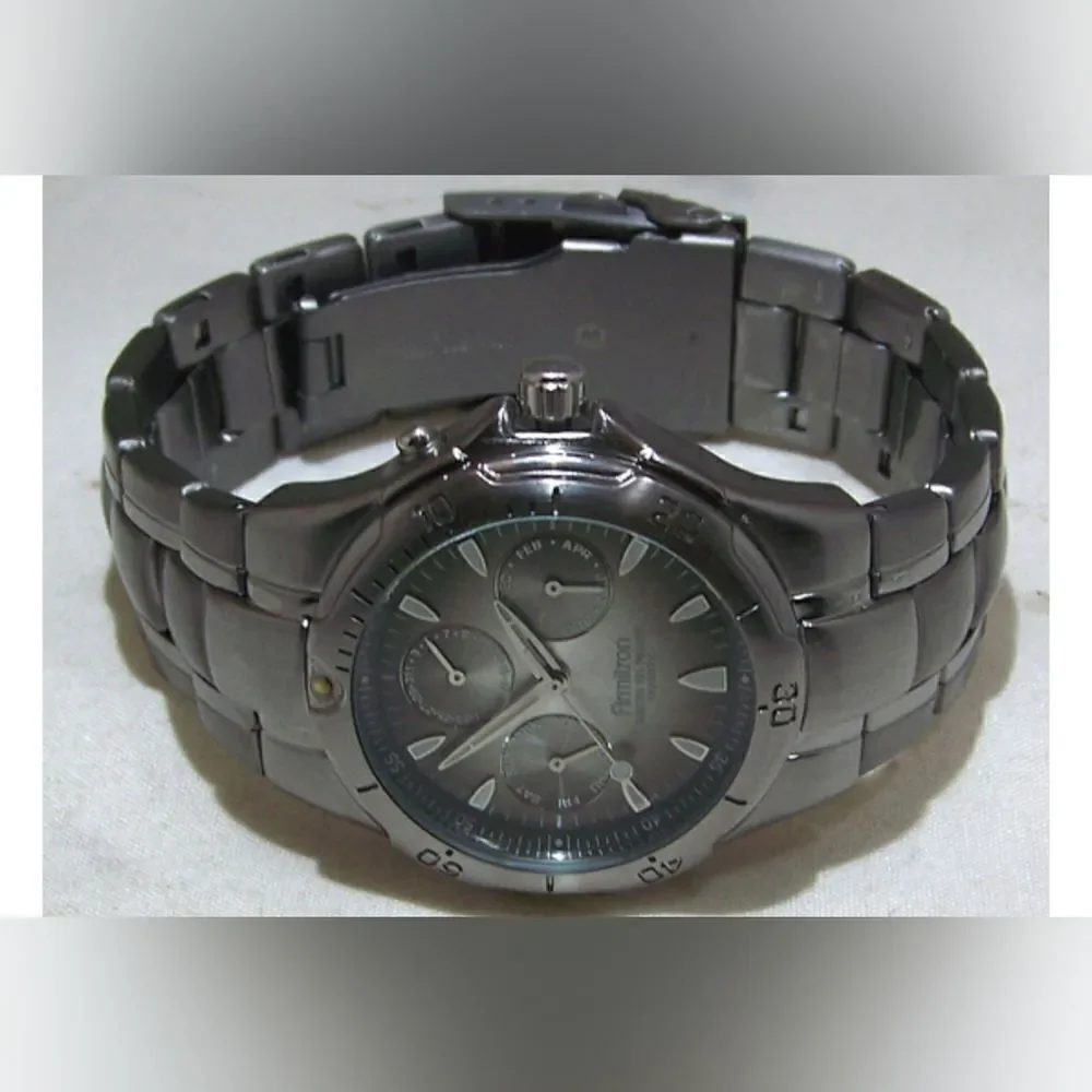 Mens Armitron wristwatch